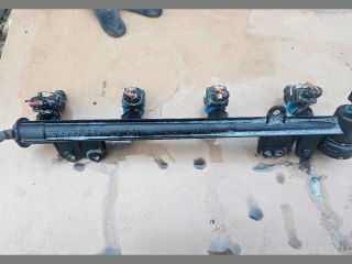 bontott VOLVO S40 Porlasztó Sor / Híd