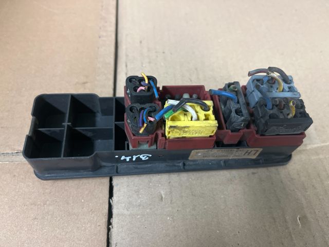 bontott VOLVO S40 Ablakemelő és Tükör Kapcsoló