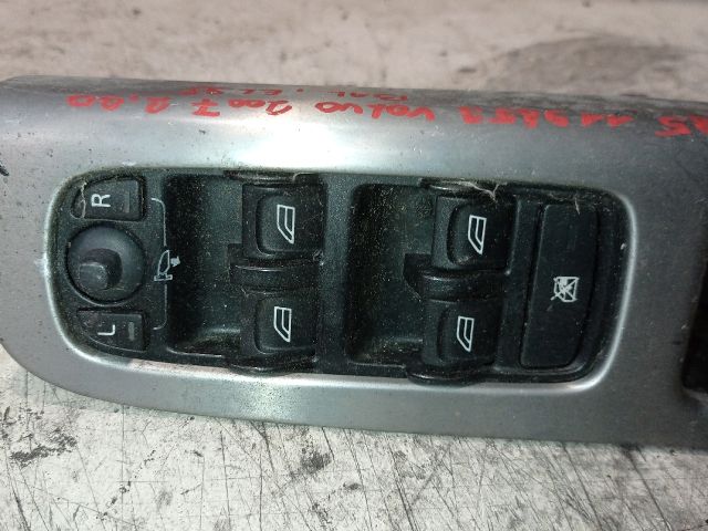 bontott VOLVO S40 Ablakemelő Kapcsoló Négyes / Kettes