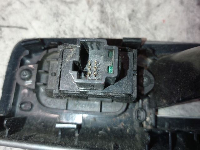 bontott VOLVO S40 Ablakemelő Kapcsoló (Pozíciófüggetlen)