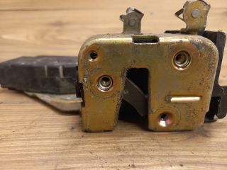 bontott VOLVO S40 Bal első Ajtózár