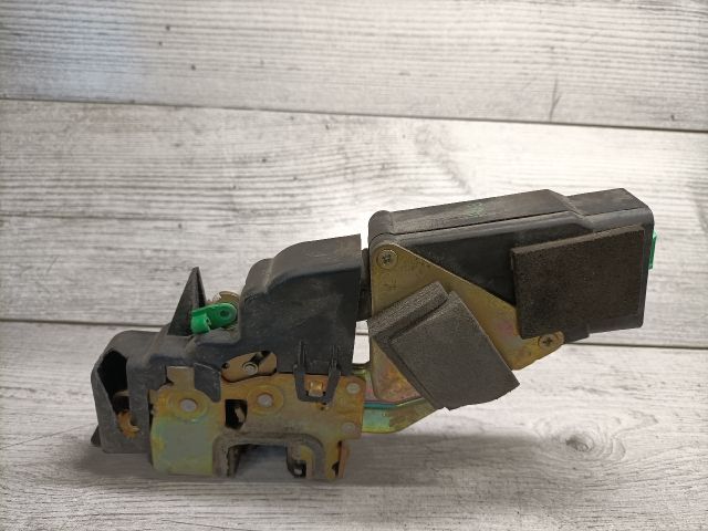 bontott VOLVO S40 Bal első Ajtózár