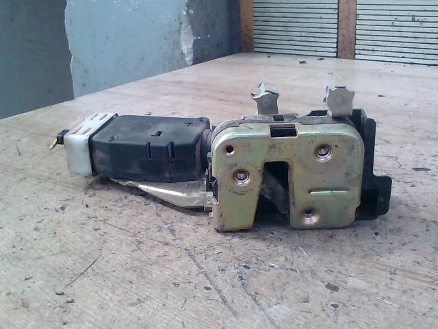 bontott VOLVO S40 Bal első Ajtózár