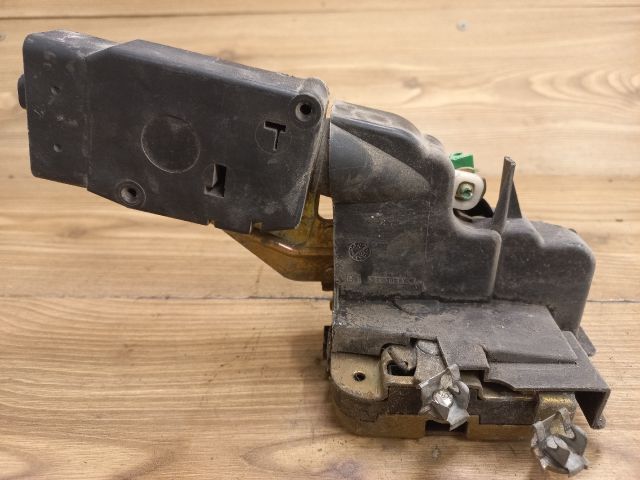 bontott VOLVO S40 Bal első Ajtózár