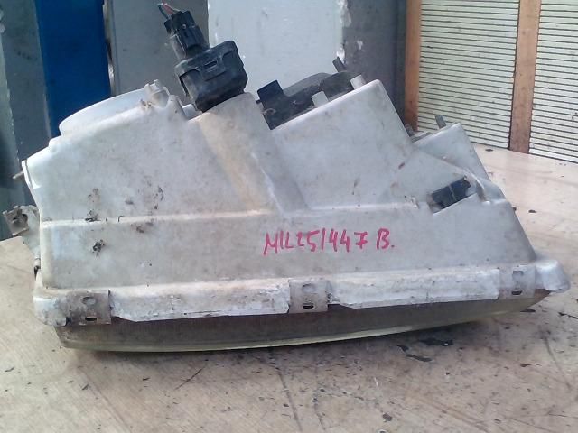 bontott VOLVO S40 Bal Fényszóró