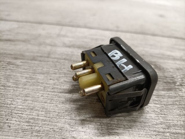 bontott VOLVO S40 Bal hátsó Ablakemelő Kapcsoló