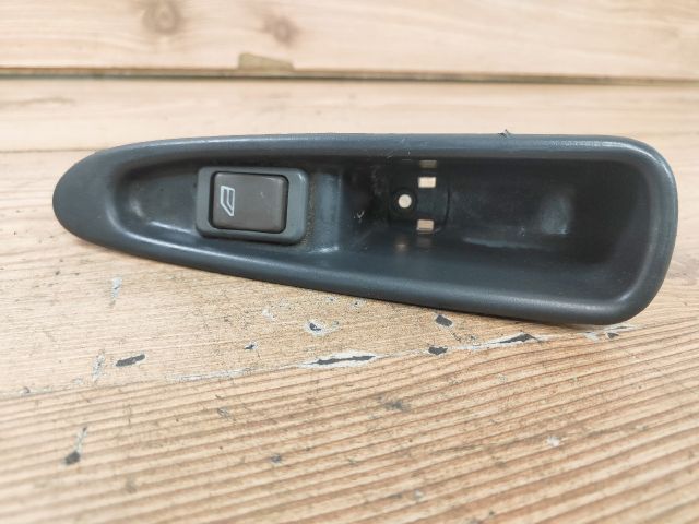 bontott VOLVO S40 Bal hátsó Ablakemelő Kapcsoló