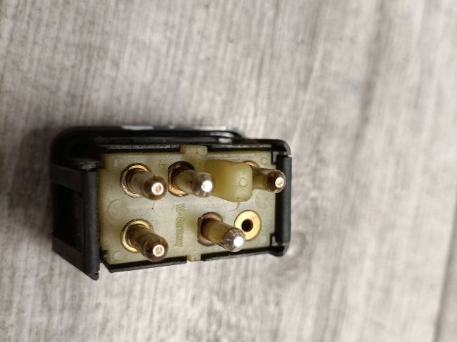 bontott VOLVO S40 Bal hátsó Ablakemelő Kapcsoló