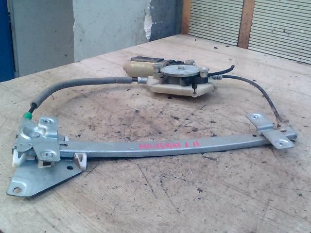 bontott VOLVO S40 Bal hátsó Ablakemelő Szerkezet (Elektromos)