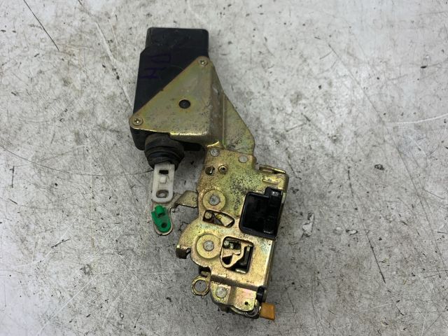 bontott VOLVO S40 Bal hátsó Ajtózár