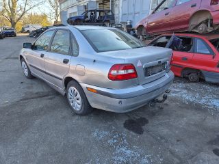 bontott VOLVO S40 Bal hátsó Csonkállvány Kerékaggyal