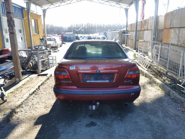 bontott VOLVO S40 Bal hátsó Gólyaláb (Lengécsillapító, Rugó)