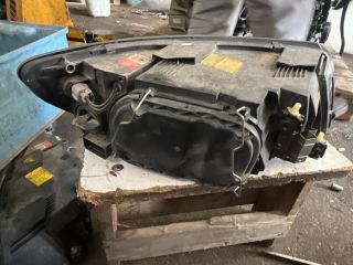 bontott VOLVO S40 Bal Xenon Fényszóró