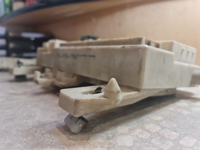 bontott VOLVO S40 Biztosítéktábla Utastér