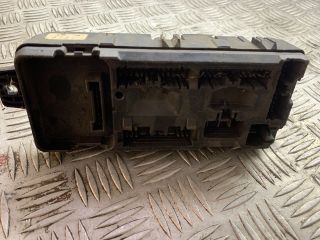 bontott VOLVO S40 Biztosítéktábla Utastér