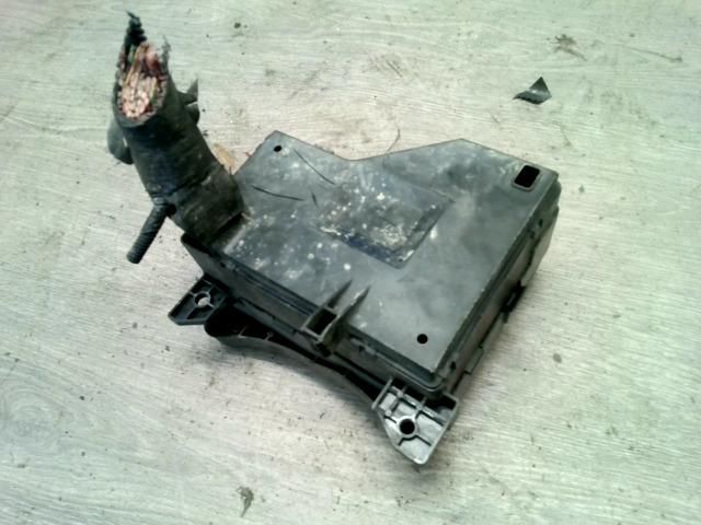 bontott VOLVO S40 Biztosítéktábla Utastér