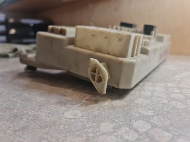 bontott VOLVO S40 Biztosítéktábla Utastér