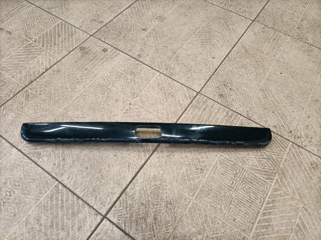 bontott VOLVO S40 Csomagtérajtó Díszléc