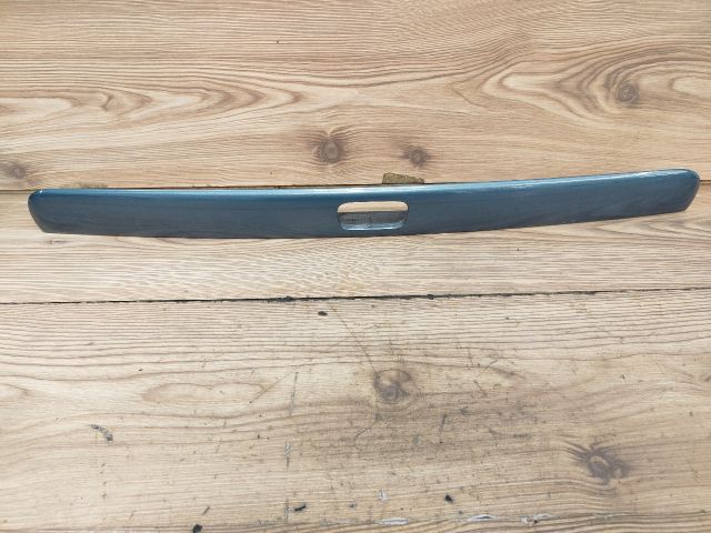 bontott VOLVO S40 Csomagtérajtó Díszléc