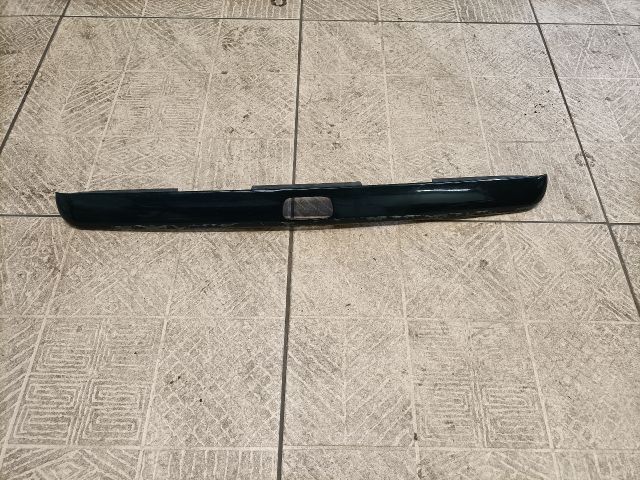 bontott VOLVO S40 Csomagtérajtó Díszléc