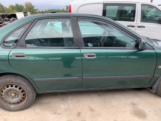 bontott VOLVO S40 Csomagtérajtó (Részeivel)