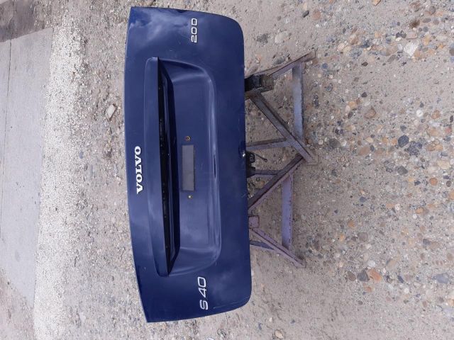 bontott VOLVO S40 Csomagtérajtó (Üres lemez)