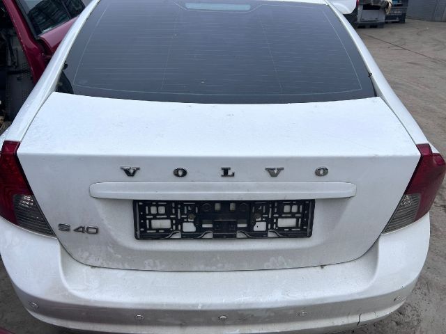 bontott VOLVO S40 Csomagtérajtó (Üres lemez)