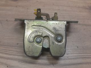 bontott VOLVO S40 Csomagtérajtó Zárszerkezet