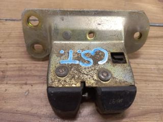 bontott VOLVO S40 Csomagtérajtó Zárszerkezet