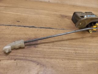 bontott VOLVO S40 Csomagtérajtó Zárszerkezet