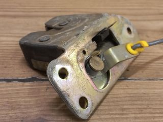 bontott VOLVO S40 Csomagtérajtó Zárszerkezet