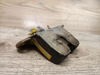 bontott VOLVO S40 Csomagtérajtó Zárszerkezet