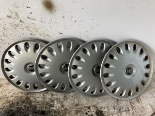 bontott VOLVO S40 Dísztárcsa Szett