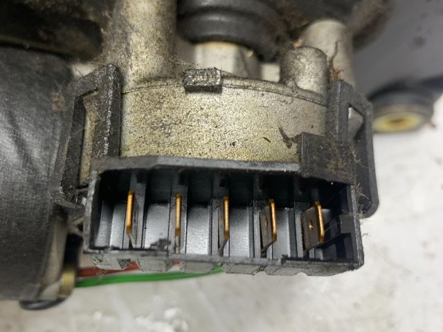 bontott VOLVO S40 Első Ablaktörlő Motor