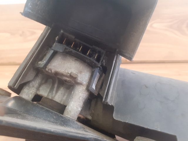 bontott VOLVO S40 Első Ablaktörlő Motor