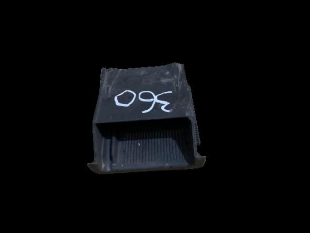 bontott VOLVO S40 Első Hamutartó