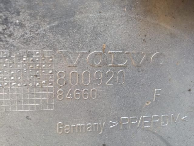 bontott VOLVO S40 Első Lökhárító (Üresen)