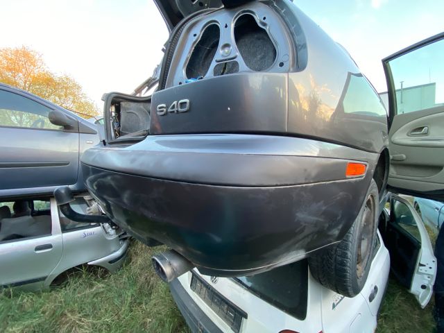 bontott VOLVO S40 Hátsó Lökhárító (Részeivel)