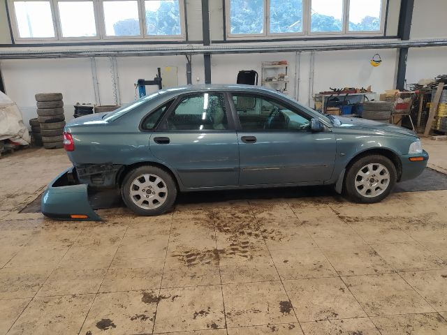 bontott VOLVO S40 Hátsó Lökhárító (Üresen)