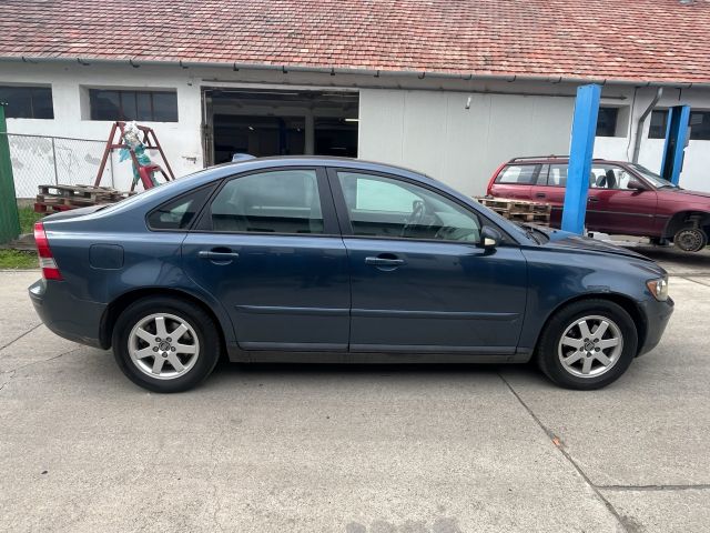 bontott VOLVO S40 Hűtőrács