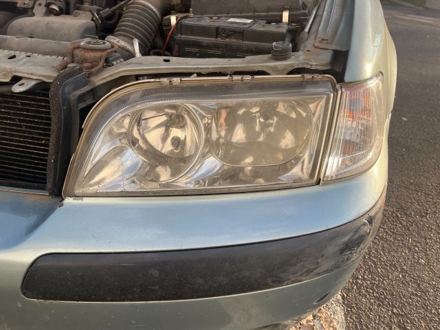 bontott VOLVO S40 Hűtőrács