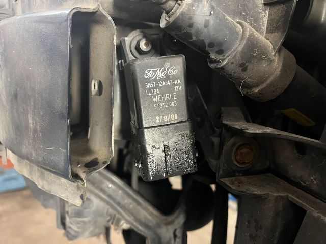 bontott VOLVO S40 Izzító Relé