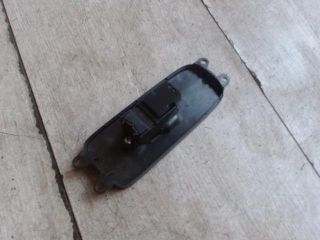 bontott VOLVO S40 Jobb első Ablakemelő Kapcsoló