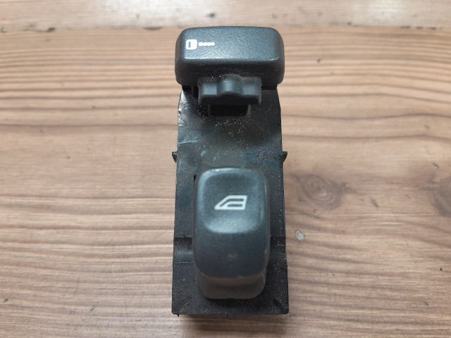 bontott VOLVO S40 Jobb első Ablakemelő Kapcsoló