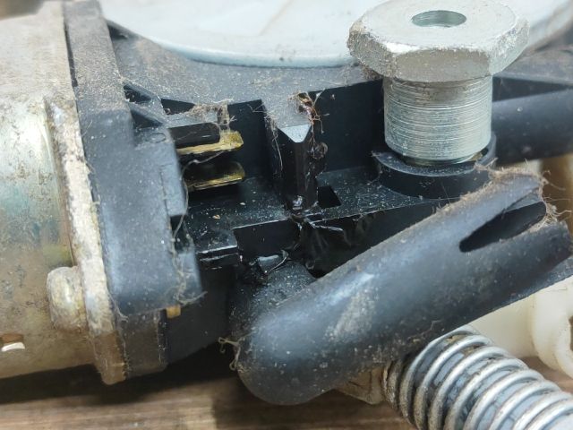 bontott VOLVO S40 Jobb első Ablakemelő Szerkezet (Elektromos)