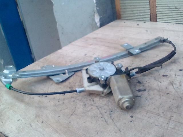 bontott VOLVO S40 Jobb első Ablakemelő Szerkezet (Elektromos)