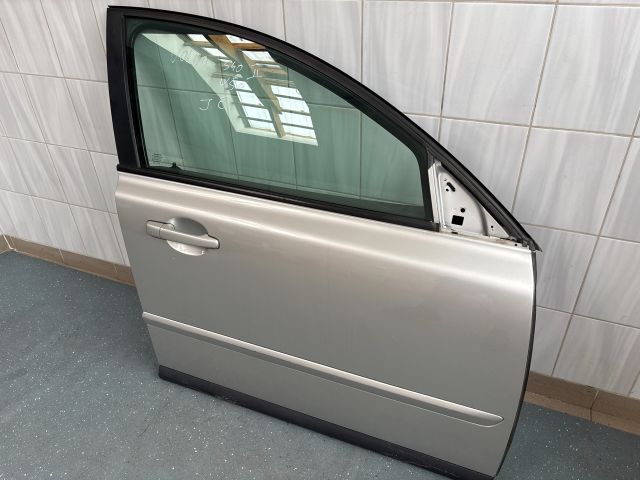 bontott VOLVO S40 Jobb első Ajtó (Részeivel)