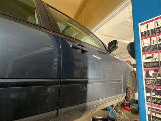 bontott VOLVO S40 Jobb első Ajtó (Üres lemez)