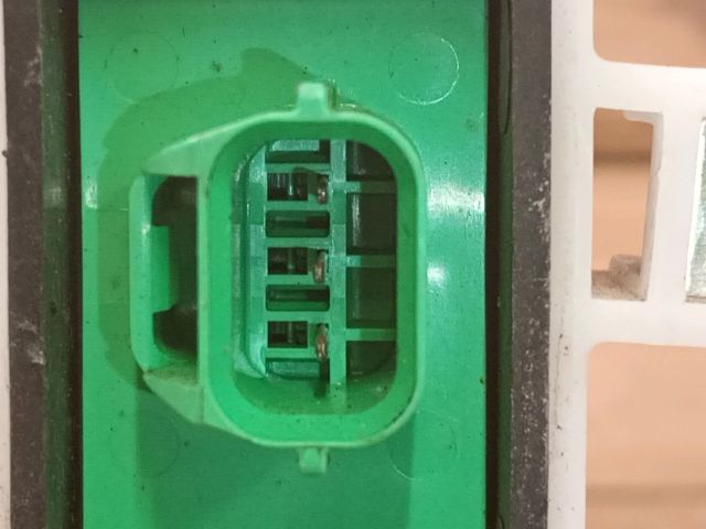 bontott VOLVO S40 Jobb első Ajtózár