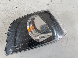 bontott VOLVO S40 Jobb első Sárvédő Irányjelző
